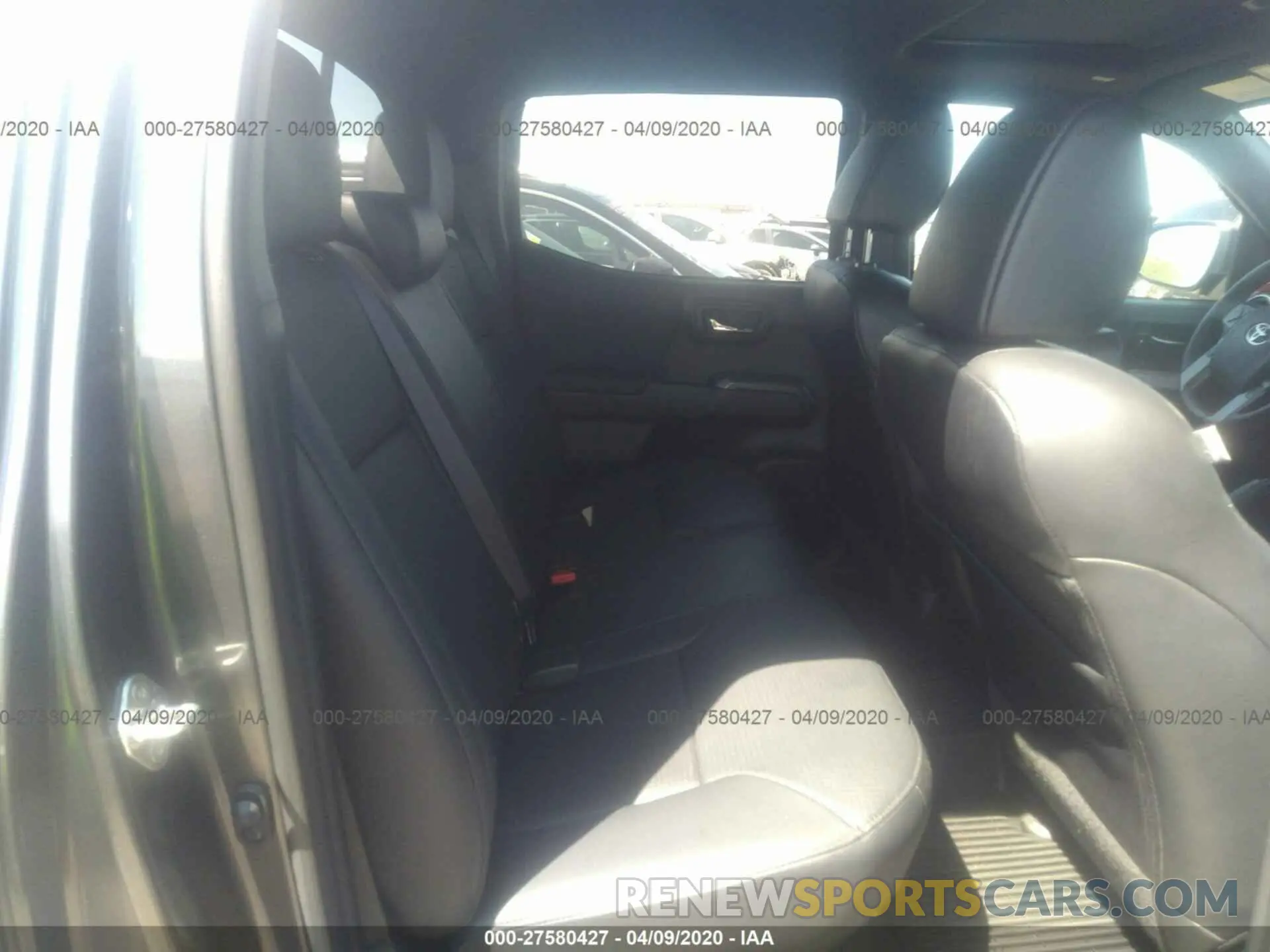 8 fotografías del automóvil dañado 3TMDZ5BN3KM069309 TOYOTA TACOMA 2019