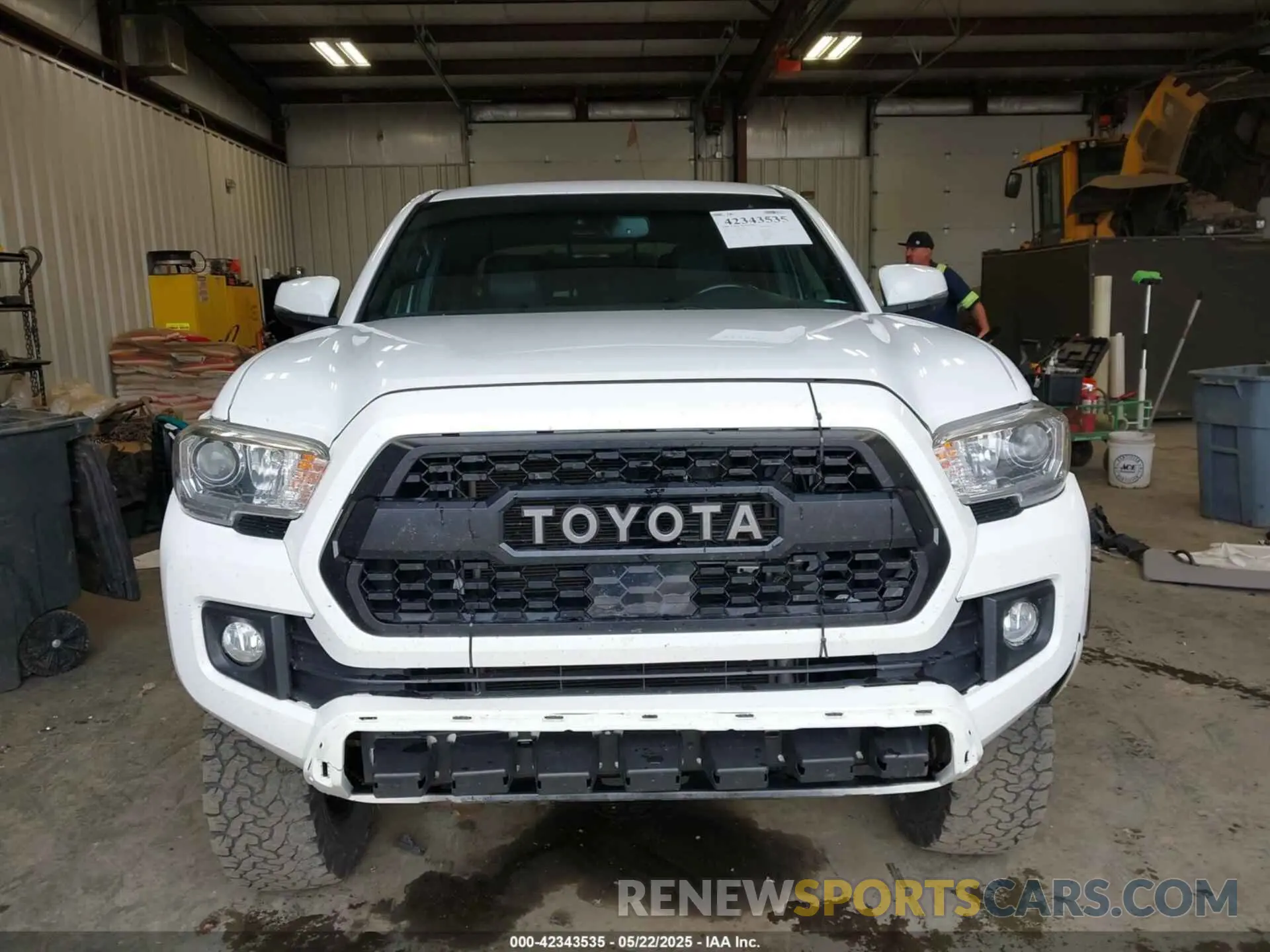 12 fotografías del automóvil dañado 3TMDZ5BN3KM071352 TOYOTA TACOMA 2019