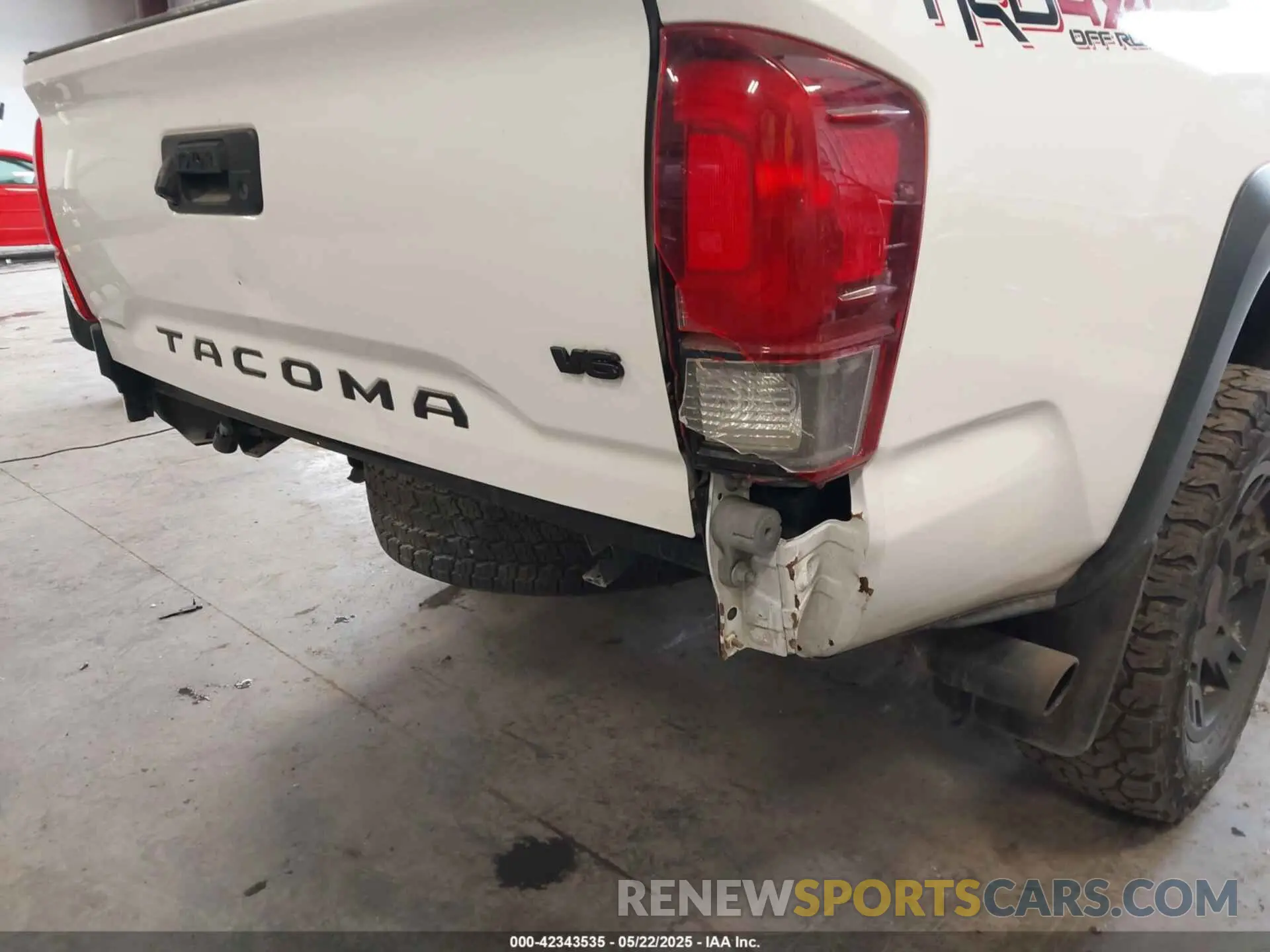 6 fotografías del automóvil dañado 3TMDZ5BN3KM071352 TOYOTA TACOMA 2019