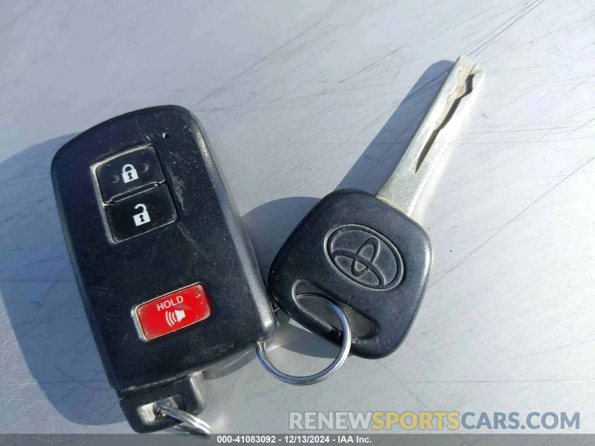 11 fotografías del automóvil dañado 3TMDZ5BN4KM057265 TOYOTA TACOMA 2019