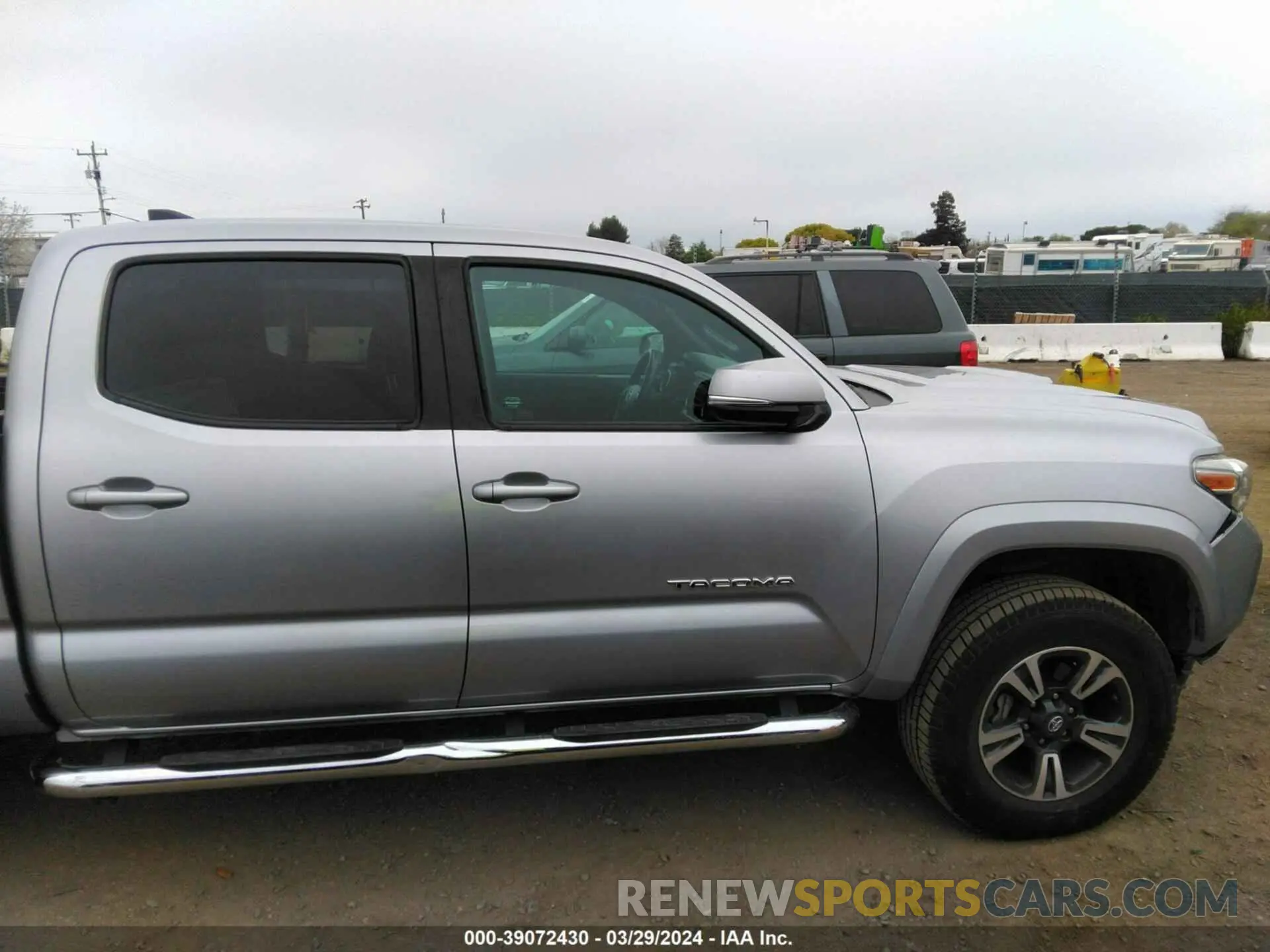 13 fotografías del automóvil dañado 3TMDZ5BN4KM065141 TOYOTA TACOMA 2019