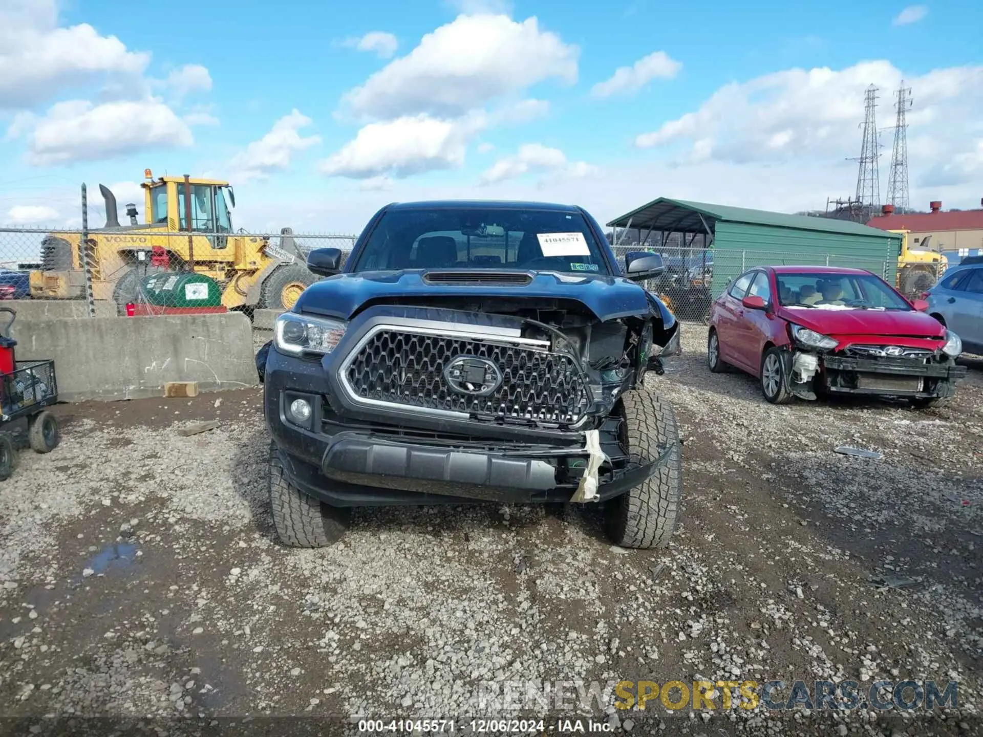 13 fotografías del automóvil dañado 3TMDZ5BN4KM066628 TOYOTA TACOMA 2019