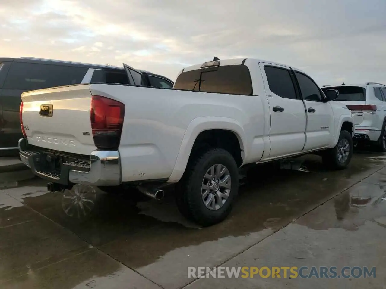 3 fotografías del automóvil dañado 3TMDZ5BN5KM059266 TOYOTA TACOMA 2019