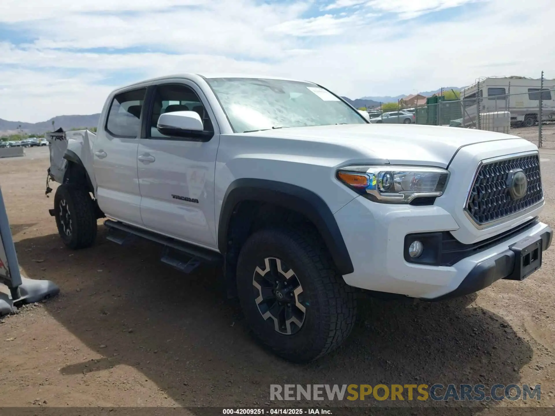 1 fotografías del automóvil dañado 3TMDZ5BN5KM061812 TOYOTA TACOMA 2019