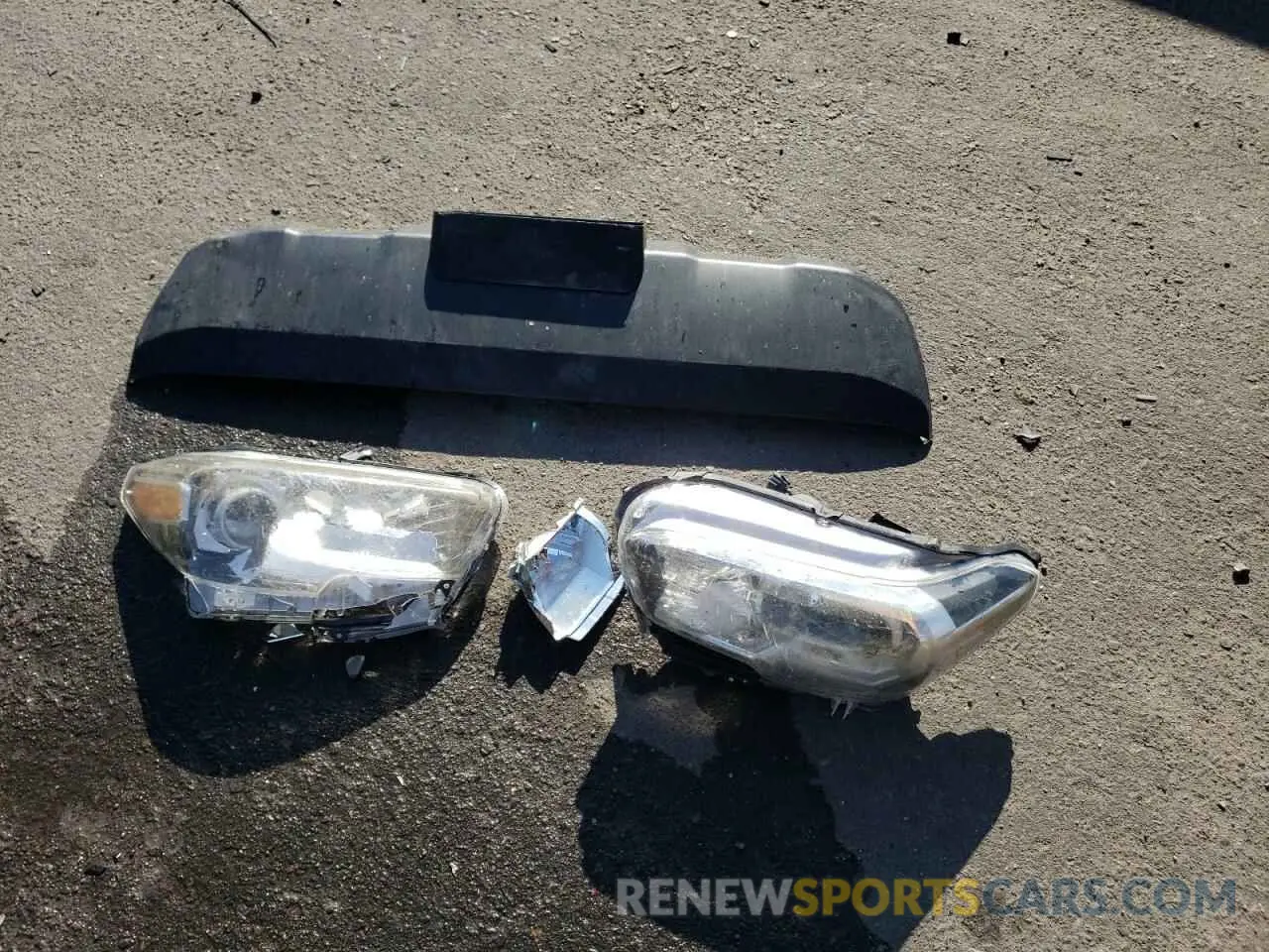 12 fotografías del automóvil dañado 3TMDZ5BN5KM065648 TOYOTA TACOMA 2019