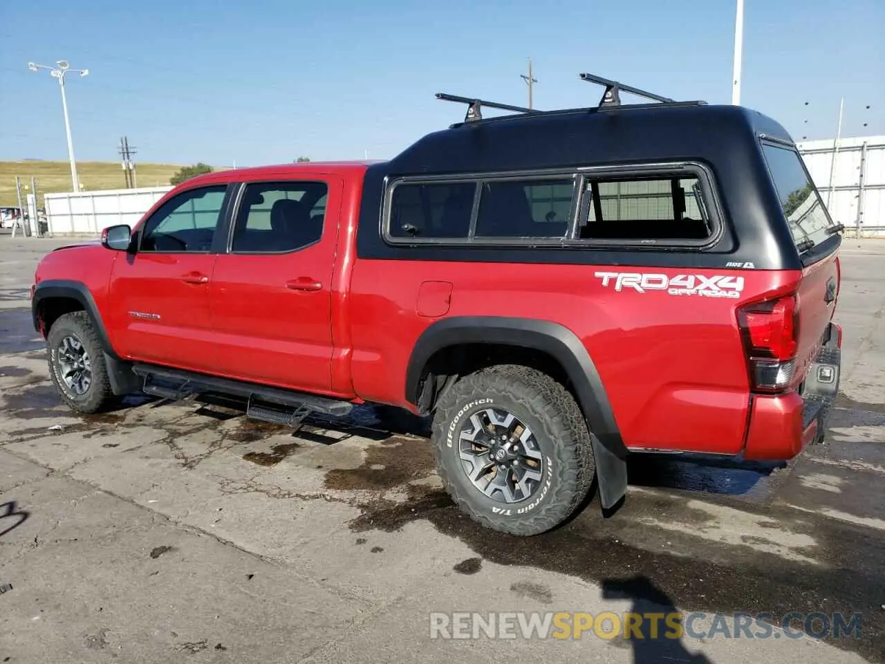 2 fotografías del automóvil dañado 3TMDZ5BN5KM065648 TOYOTA TACOMA 2019