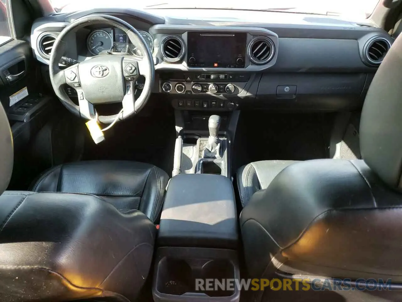 8 fotografías del automóvil dañado 3TMDZ5BN5KM065648 TOYOTA TACOMA 2019