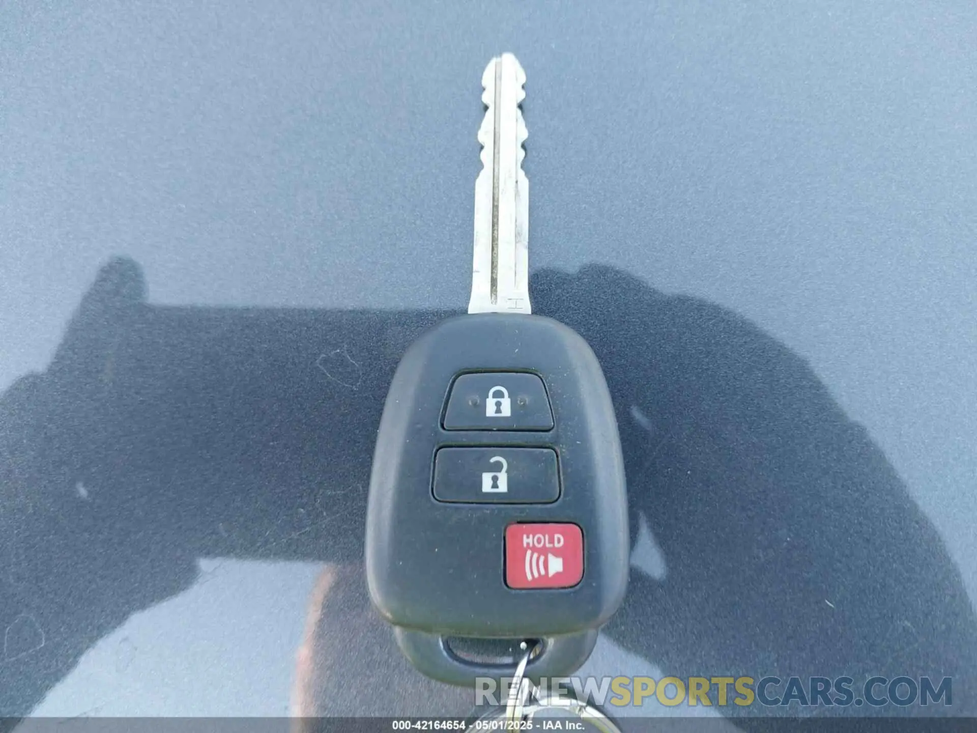 11 fotografías del automóvil dañado 3TMDZ5BN5KM071577 TOYOTA TACOMA 2019