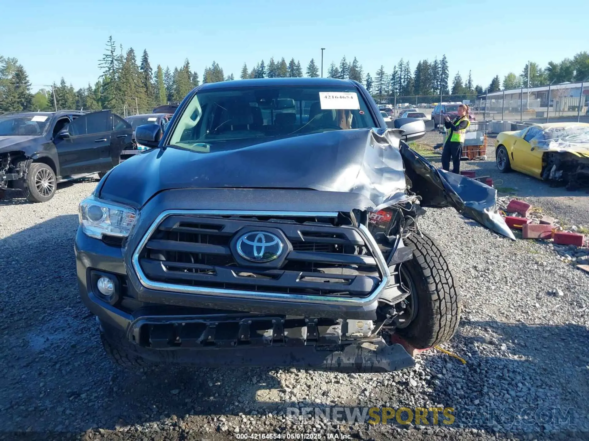 12 fotografías del automóvil dañado 3TMDZ5BN5KM071577 TOYOTA TACOMA 2019