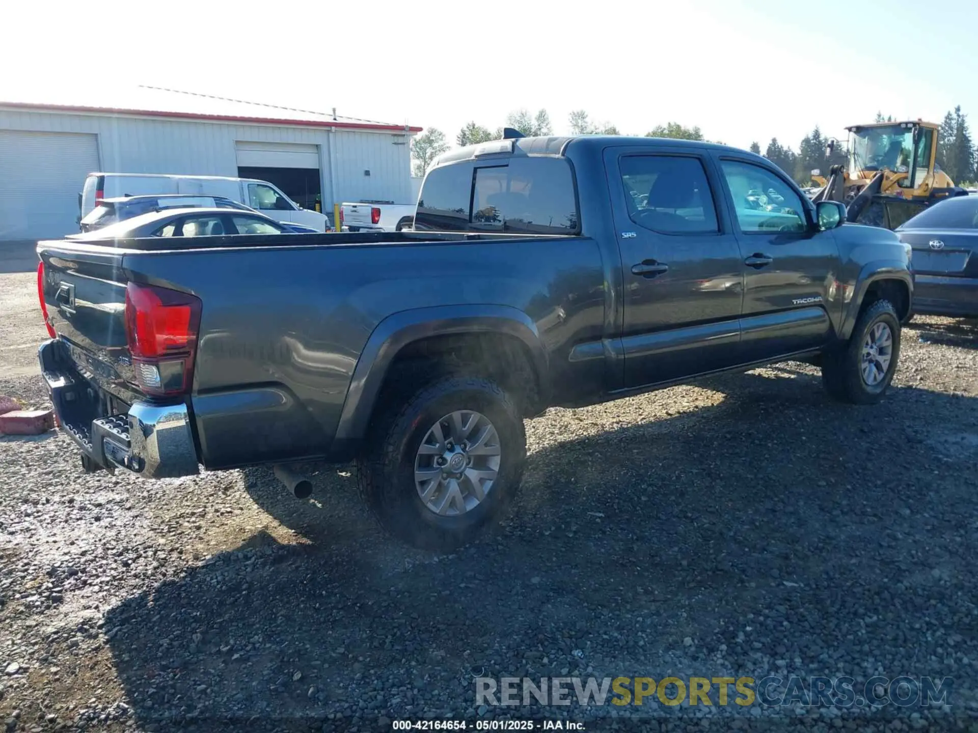 4 fotografías del automóvil dañado 3TMDZ5BN5KM071577 TOYOTA TACOMA 2019