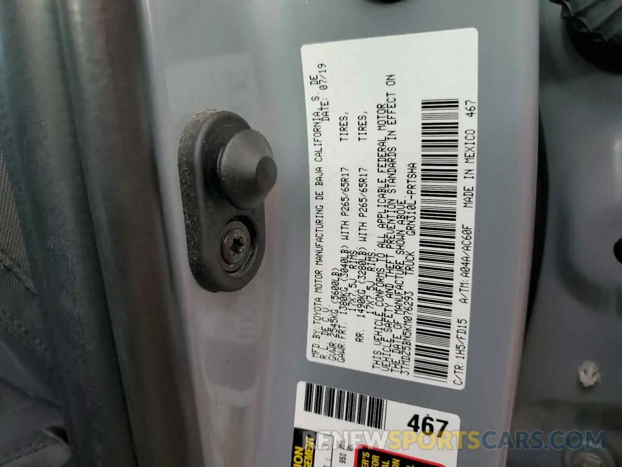 12 fotografías del automóvil dañado 3TMDZ5BN5KM076293 TOYOTA TACOMA 2019