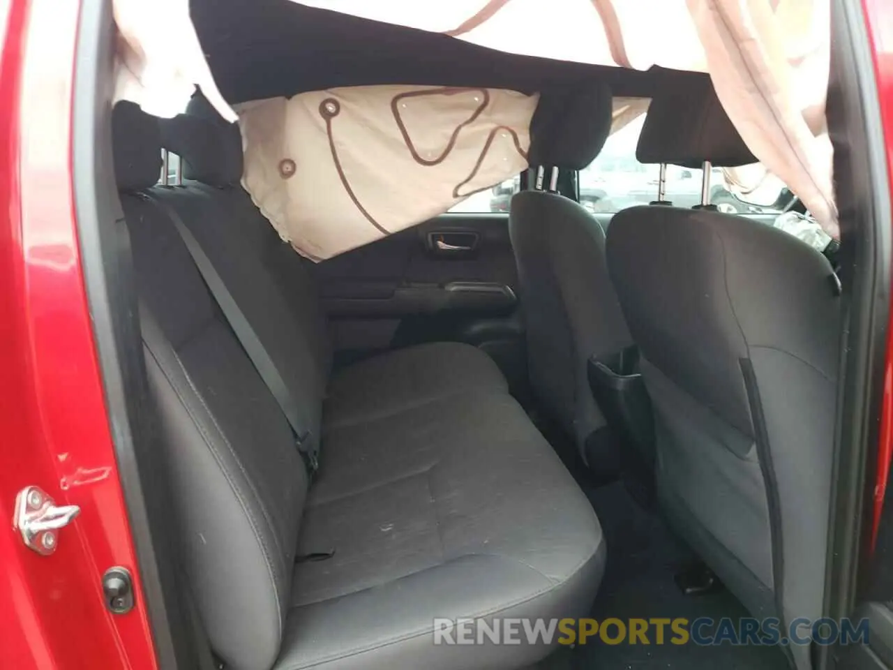 11 fotografías del automóvil dañado 3TMDZ5BN6KM059065 TOYOTA TACOMA 2019