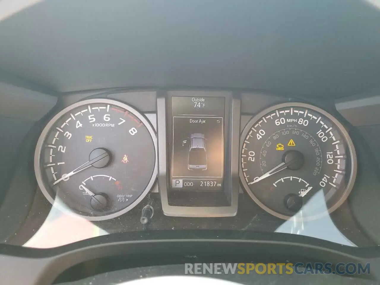 9 fotografías del automóvil dañado 3TMDZ5BN6KM069904 TOYOTA TACOMA 2019