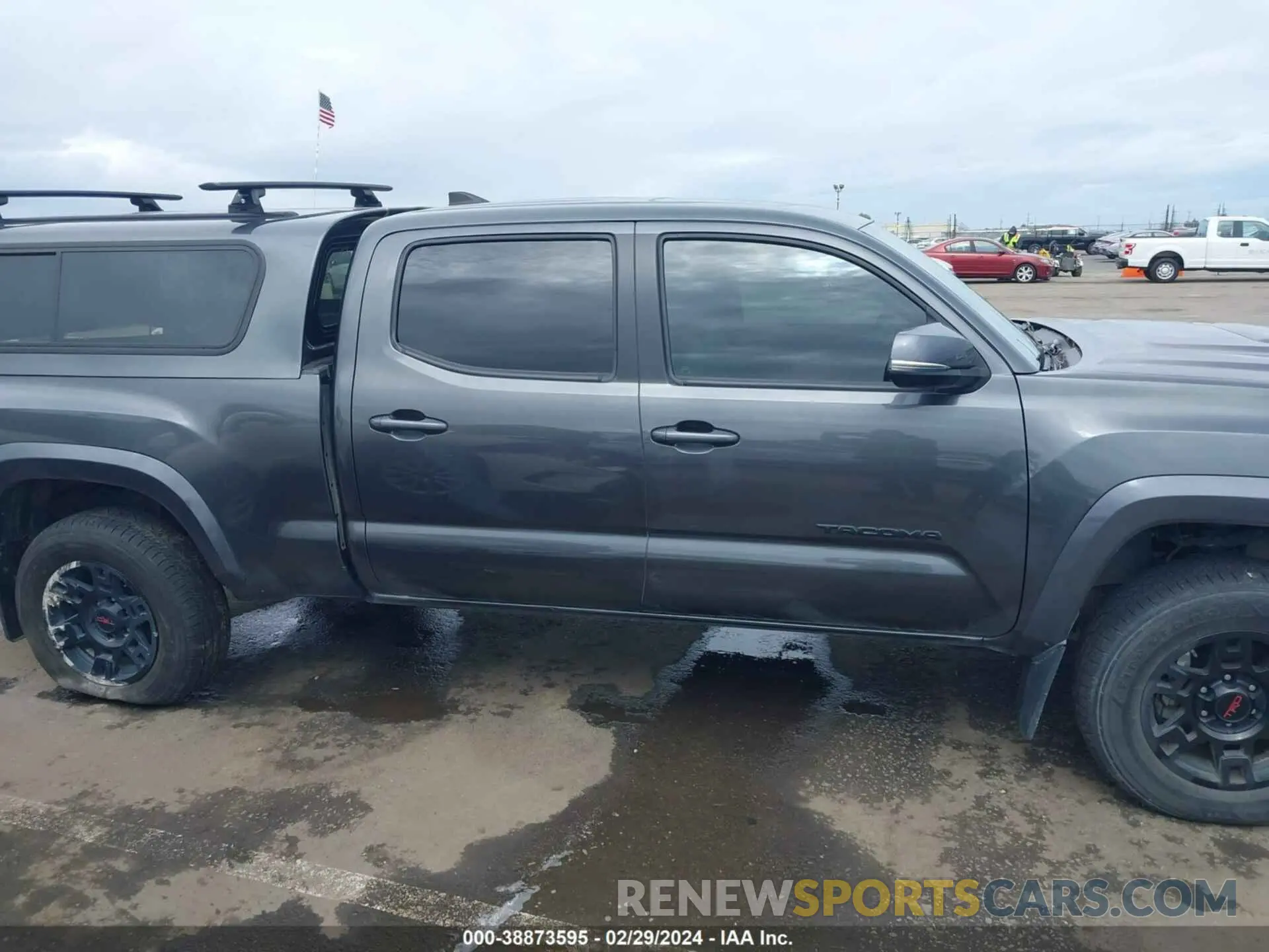 13 fotografías del automóvil dañado 3TMDZ5BN7KM073296 TOYOTA TACOMA 2019