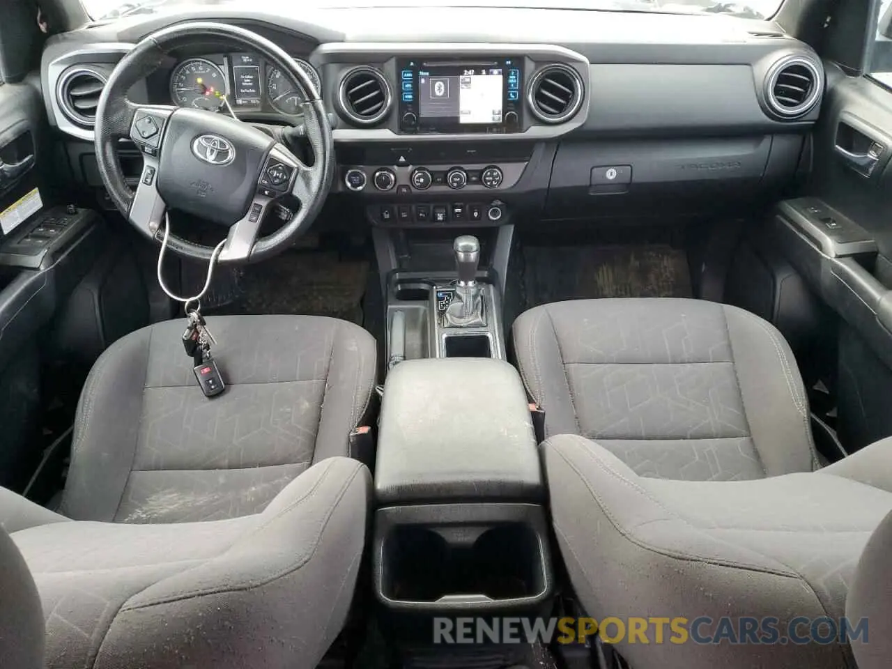 8 fotografías del automóvil dañado 3TMDZ5BN8KM063697 TOYOTA TACOMA 2019