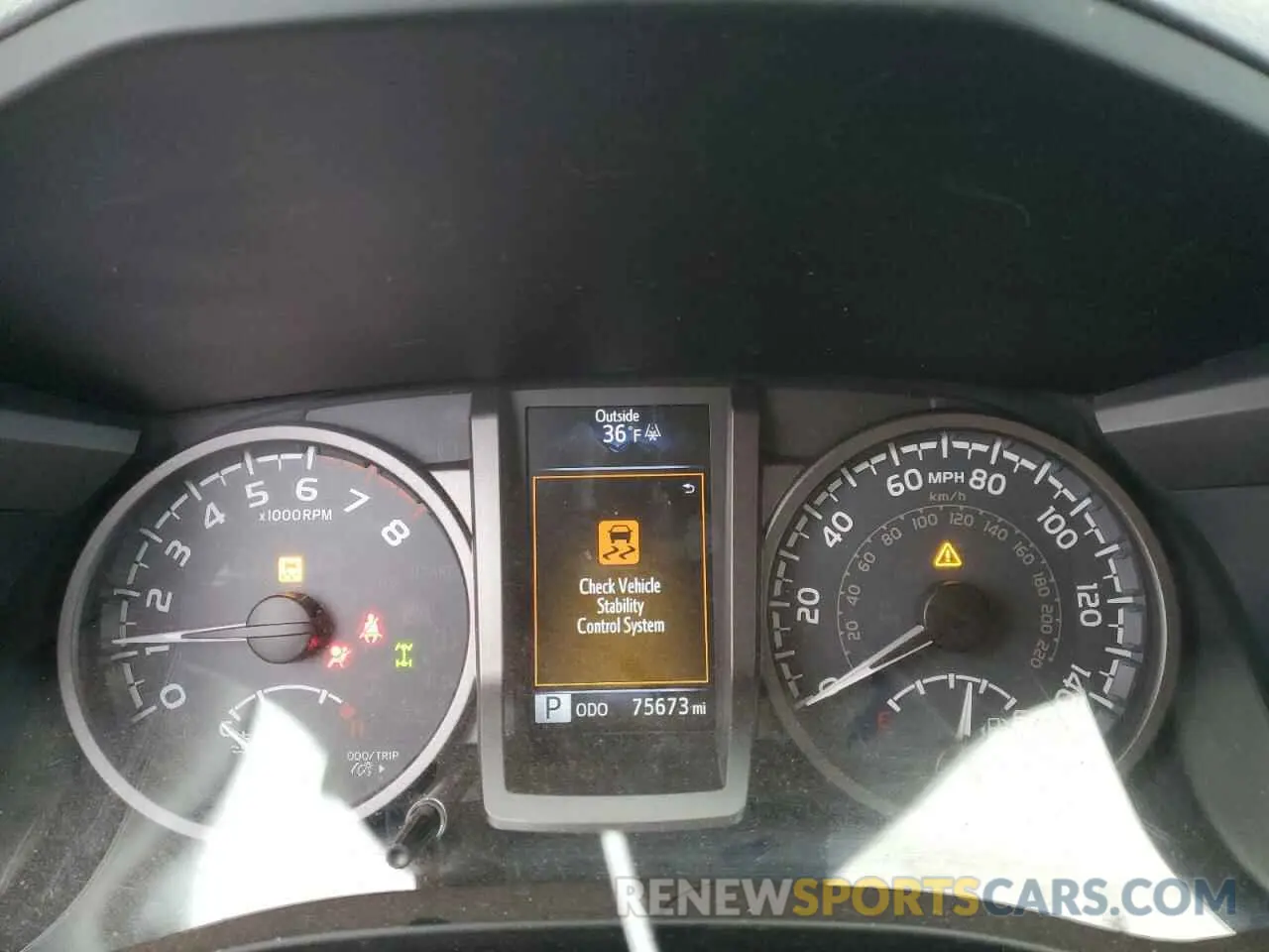 9 fotografías del automóvil dañado 3TMDZ5BN8KM063697 TOYOTA TACOMA 2019