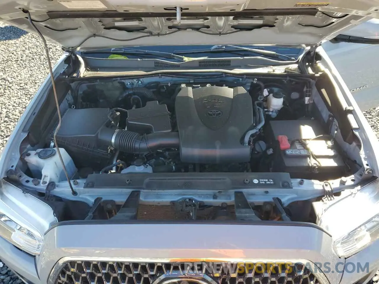 11 fotografías del automóvil dañado 3TMDZ5BN9KM061991 TOYOTA TACOMA 2019