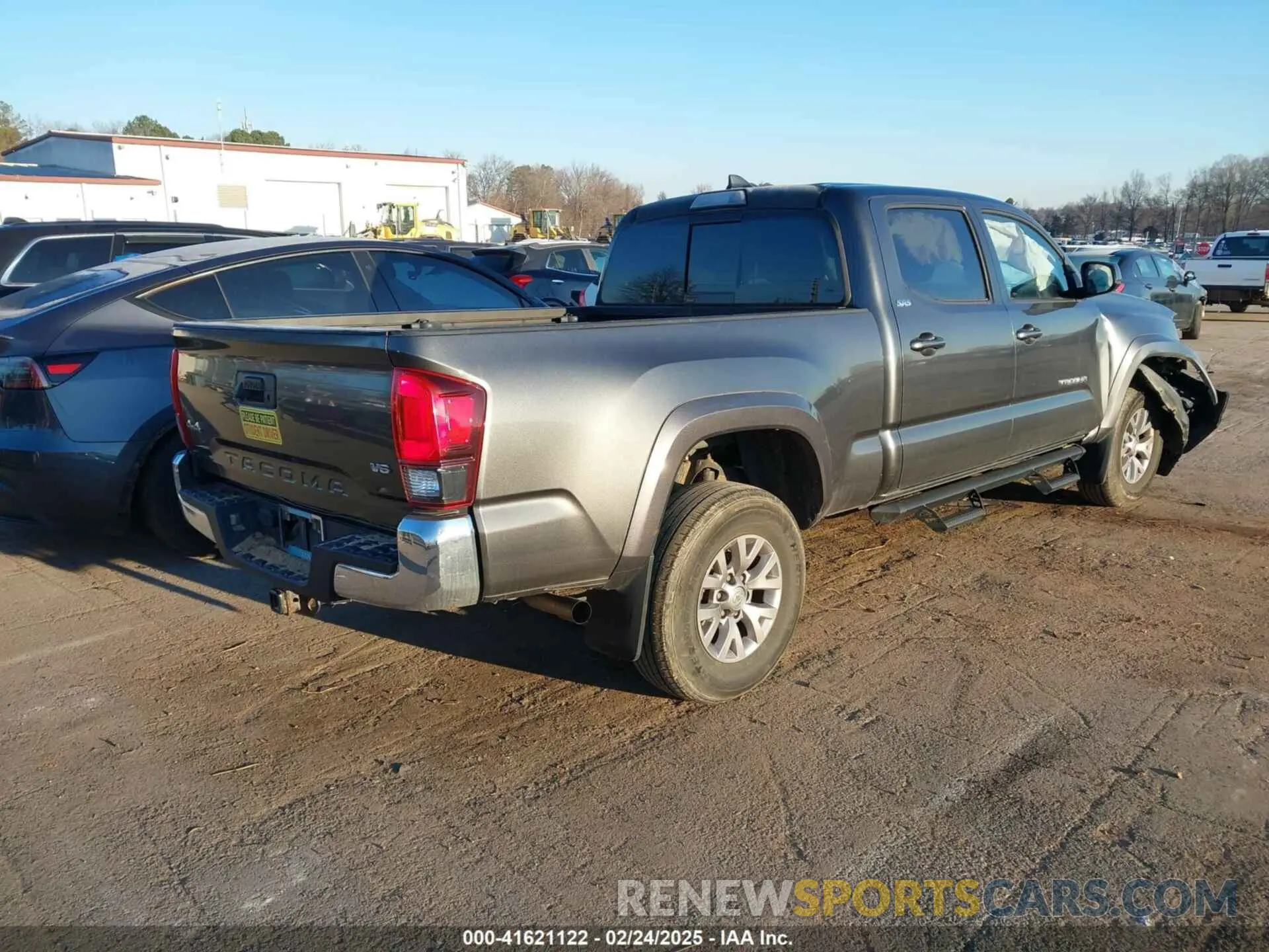 4 fotografías del automóvil dañado 3TMDZ5BNXKM057223 TOYOTA TACOMA 2019