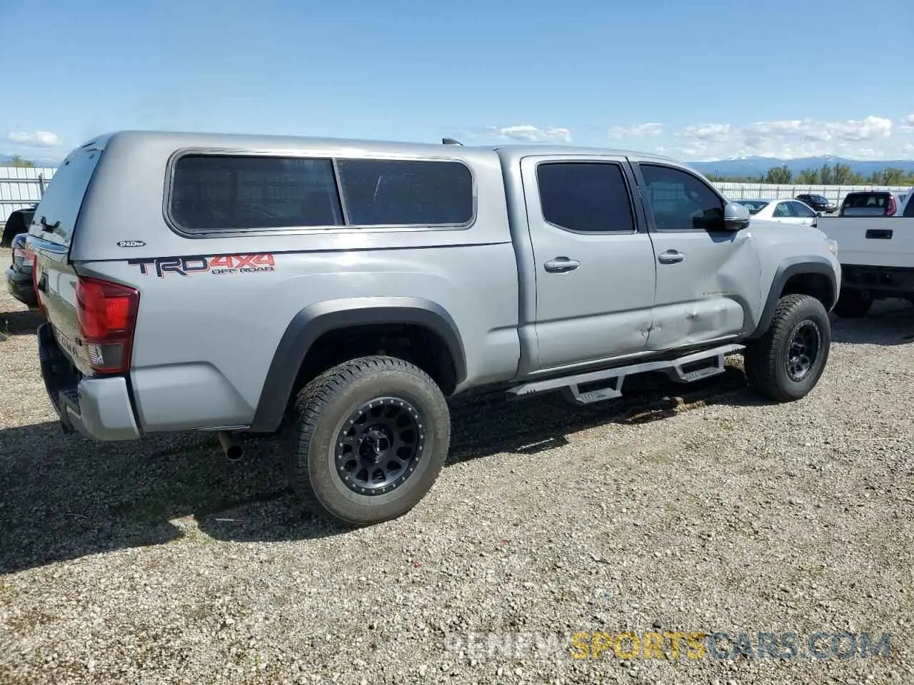 3 fotografías del automóvil dañado 3TMDZ5BNXKM069808 TOYOTA TACOMA 2019