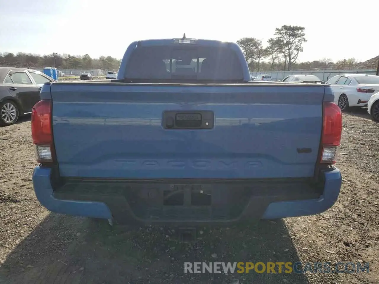 6 fotografías del automóvil dañado 3TMDZ5BNXKM073910 TOYOTA TACOMA 2019