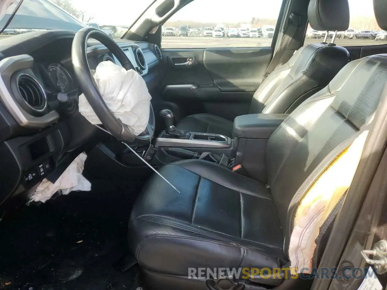 7 fotografías del automóvil dañado 3TMGZ5AN1KM227130 TOYOTA TACOMA 2019