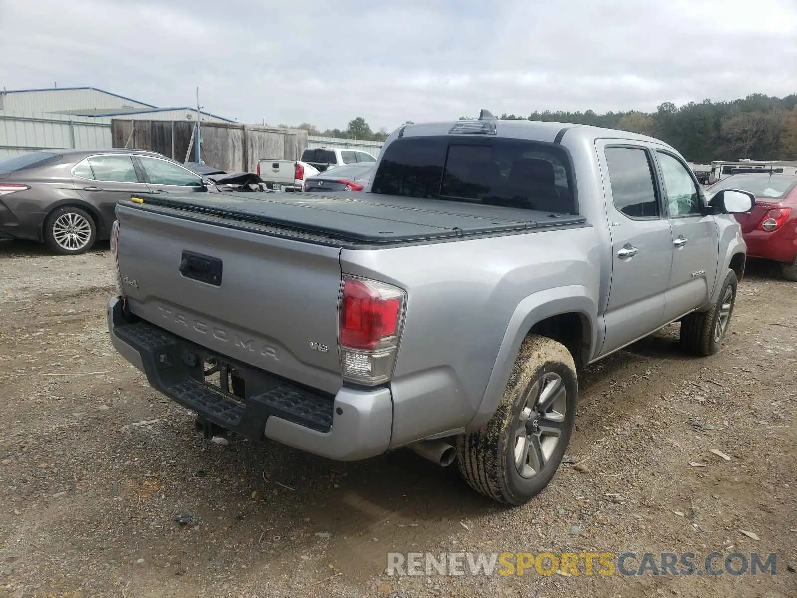 4 fotografías del automóvil dañado 3TMGZ5AN3KM208692 TOYOTA TACOMA 2019