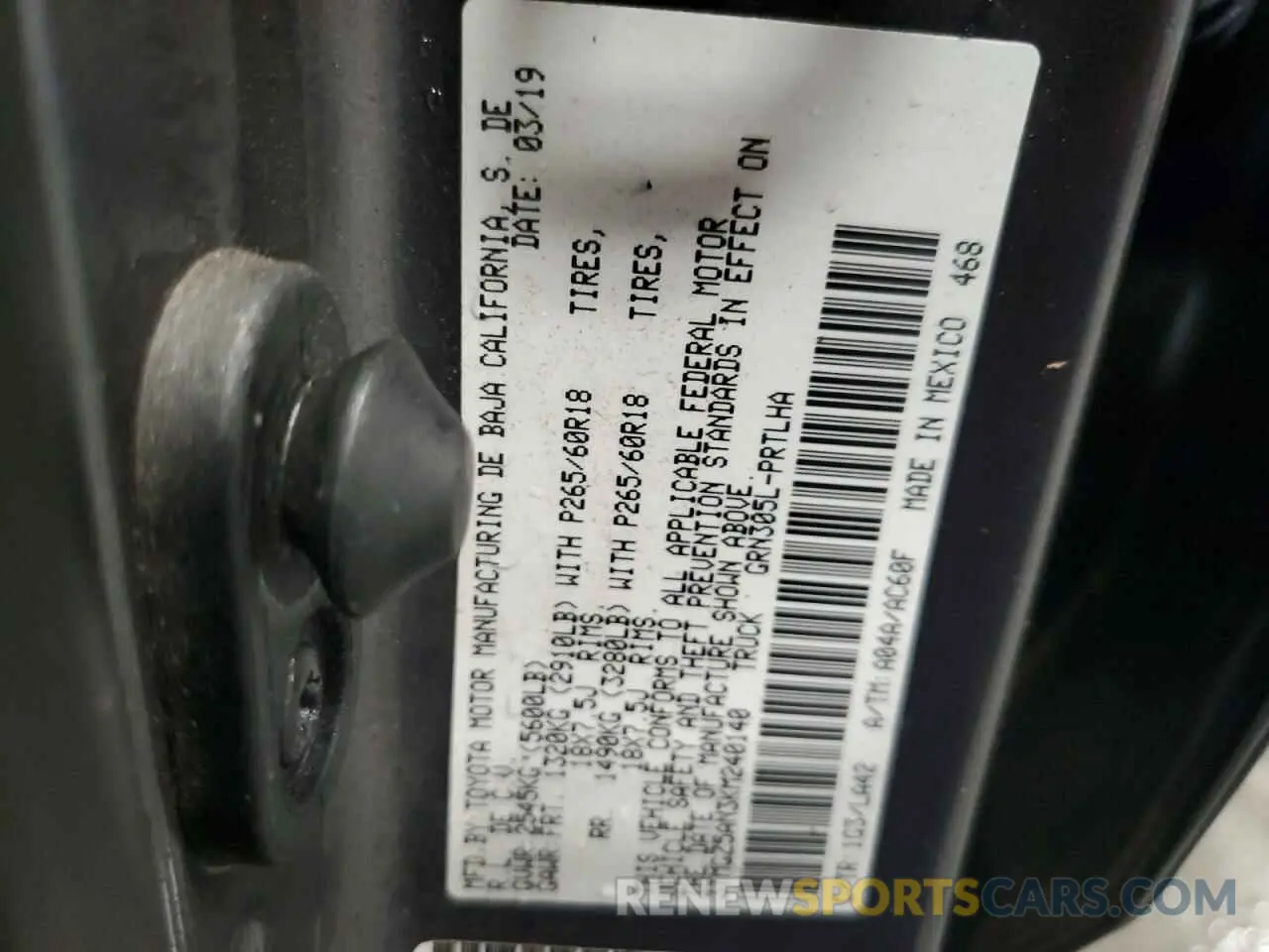 13 fotografías del automóvil dañado 3TMGZ5AN3KM240140 TOYOTA TACOMA 2019