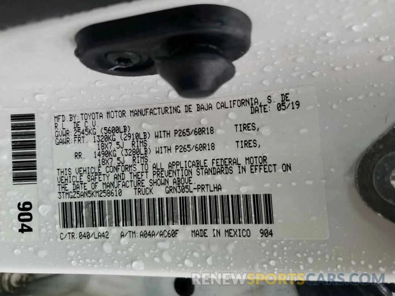 13 fotografías del automóvil dañado 3TMGZ5AN5KM258610 TOYOTA TACOMA 2019