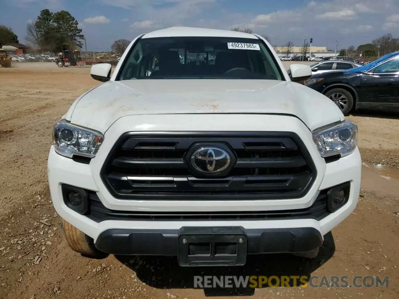 5 fotografías del automóvil dañado 5TFAX5GN0KX155267 TOYOTA TACOMA 2019