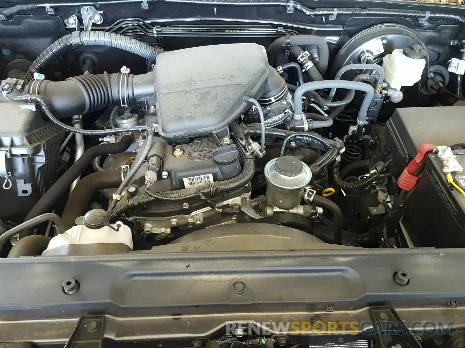 7 fotografías del automóvil dañado 5TFAX5GN2KX140253 TOYOTA TACOMA 2019