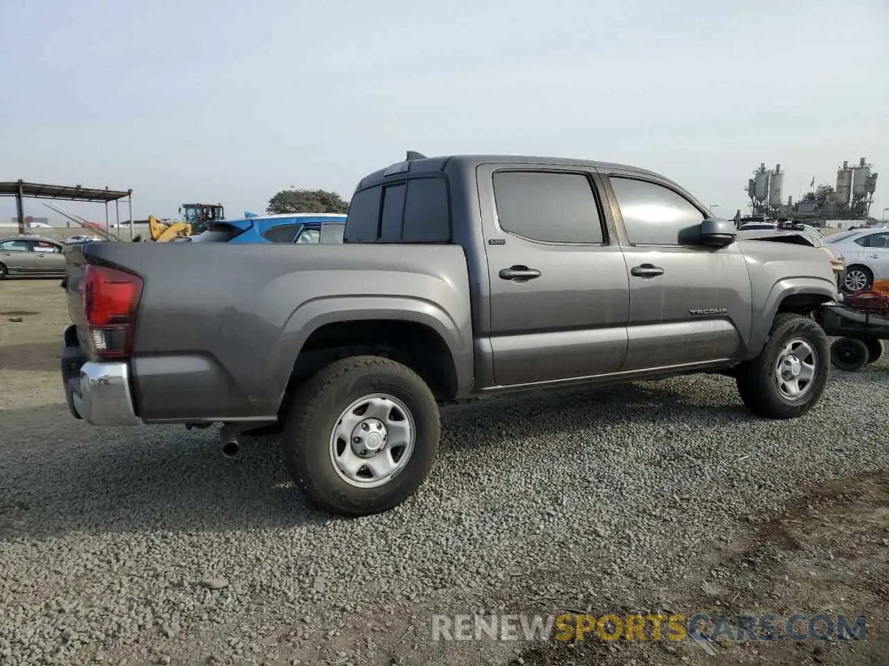 3 fotografías del automóvil dañado 5TFAX5GN2KX141595 TOYOTA TACOMA 2019
