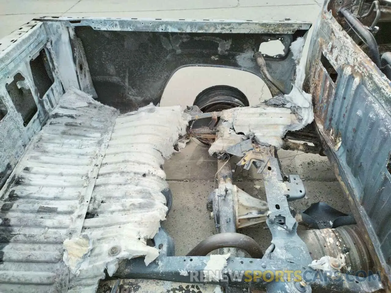 9 fotografías del automóvil dañado 5TFAX5GN2KX148613 TOYOTA TACOMA 2019