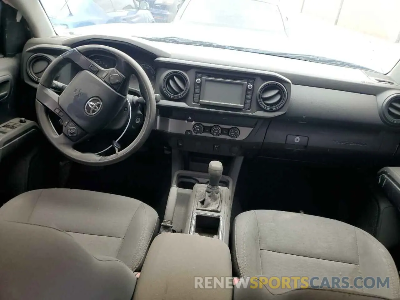 8 fotografías del automóvil dañado 5TFAX5GN2KX149521 TOYOTA TACOMA 2019