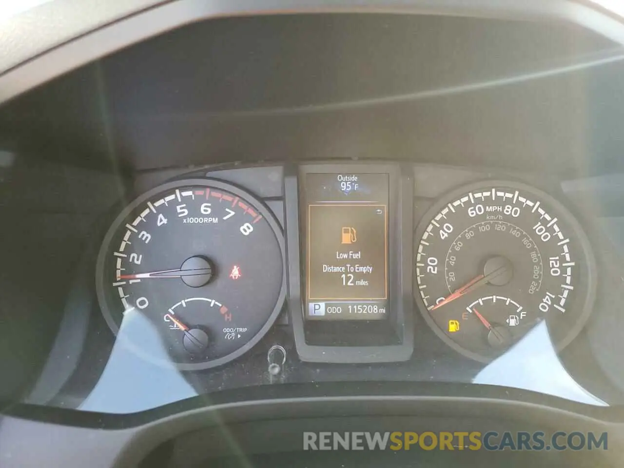 9 fotografías del automóvil dañado 5TFAX5GN3KX142318 TOYOTA TACOMA 2019