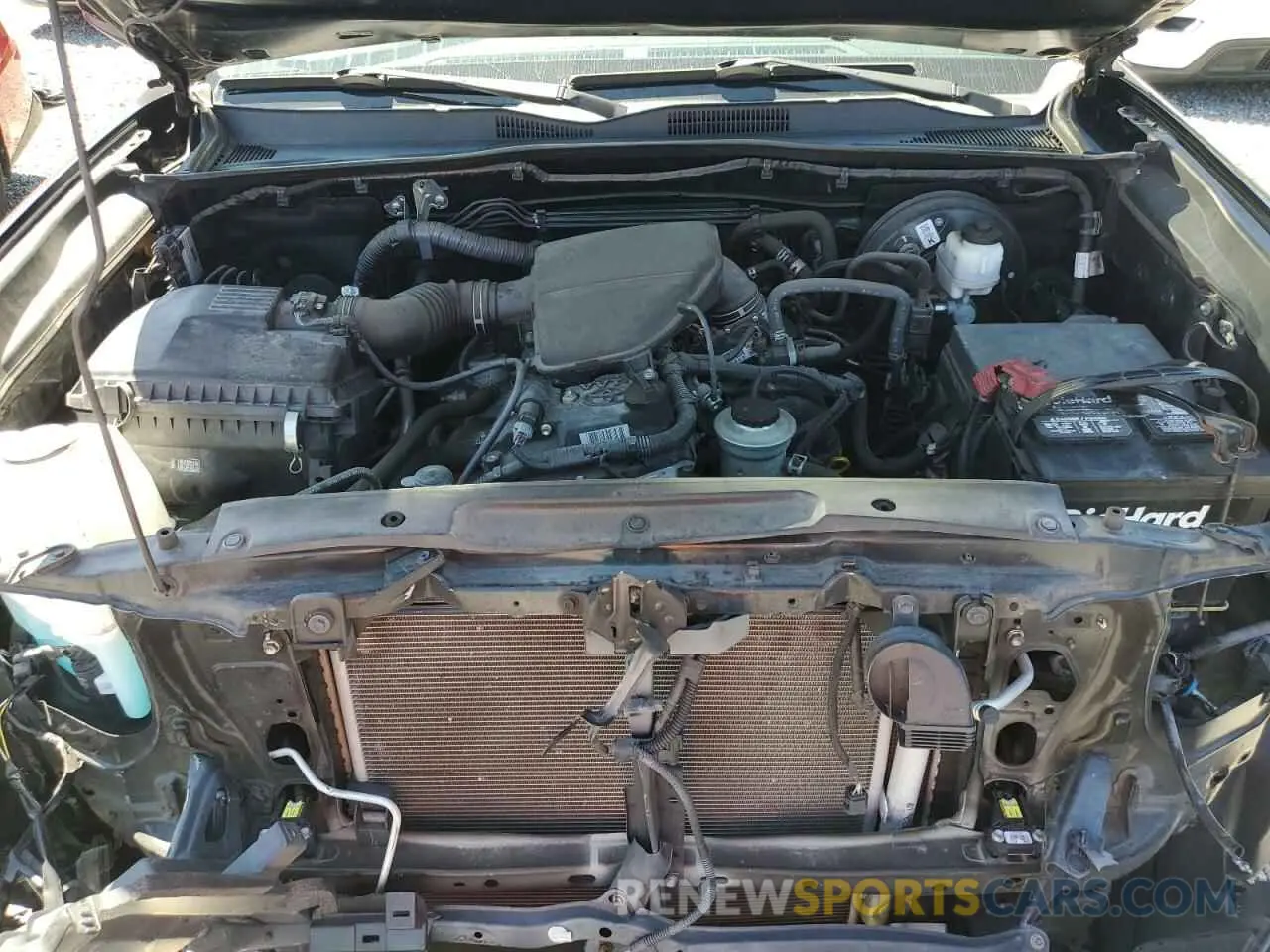 11 fotografías del automóvil dañado 5TFAX5GN4KX161282 TOYOTA TACOMA 2019
