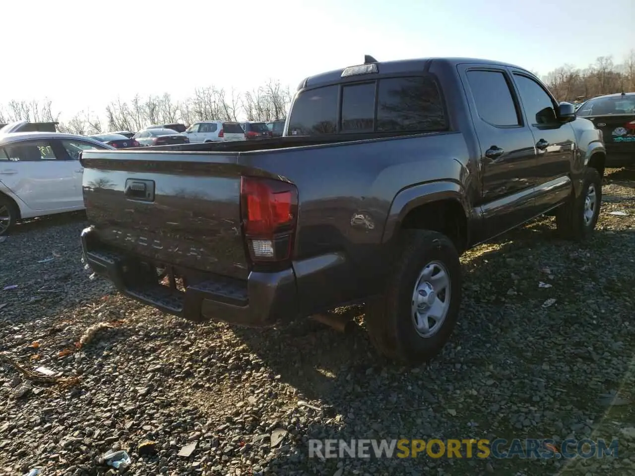 4 fotografías del automóvil dañado 5TFAX5GN4KX161833 TOYOTA TACOMA 2019