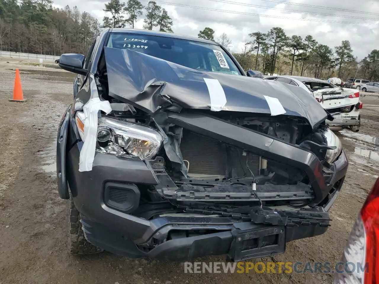 5 fotografías del automóvil dañado 5TFAX5GN5KX133099 TOYOTA TACOMA 2019