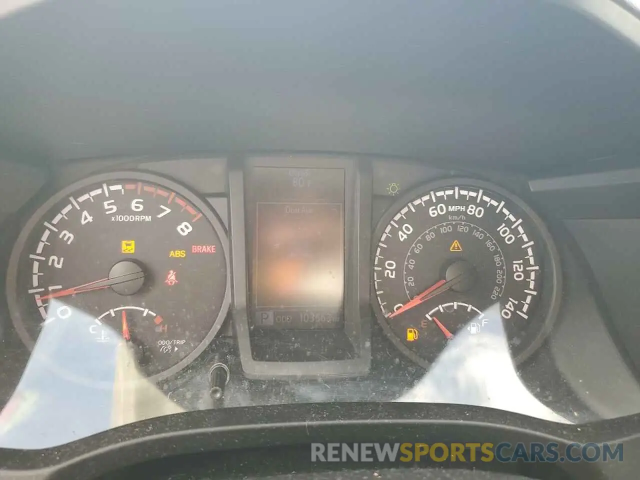 9 fotografías del automóvil dañado 5TFAX5GN5KX133099 TOYOTA TACOMA 2019