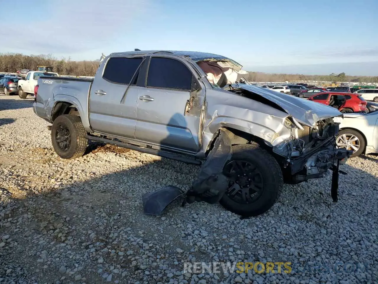 4 fotografías del automóvil dañado 5TFAX5GN5KX152963 TOYOTA TACOMA 2019