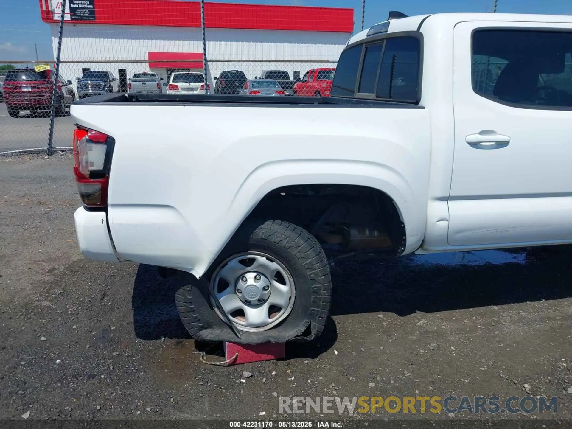6 fotografías del automóvil dañado 5TFAX5GN5KX156933 TOYOTA TACOMA 2019