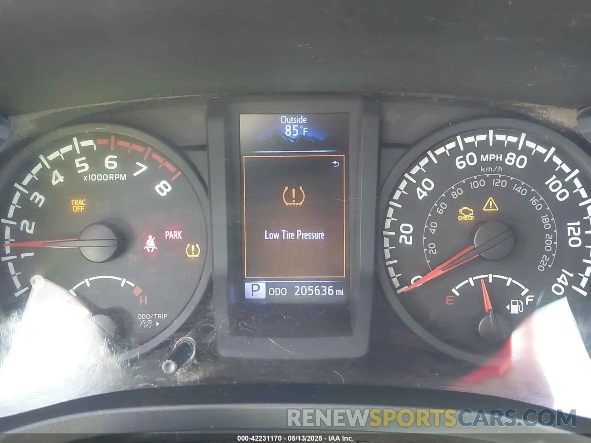 7 fotografías del automóvil dañado 5TFAX5GN5KX156933 TOYOTA TACOMA 2019