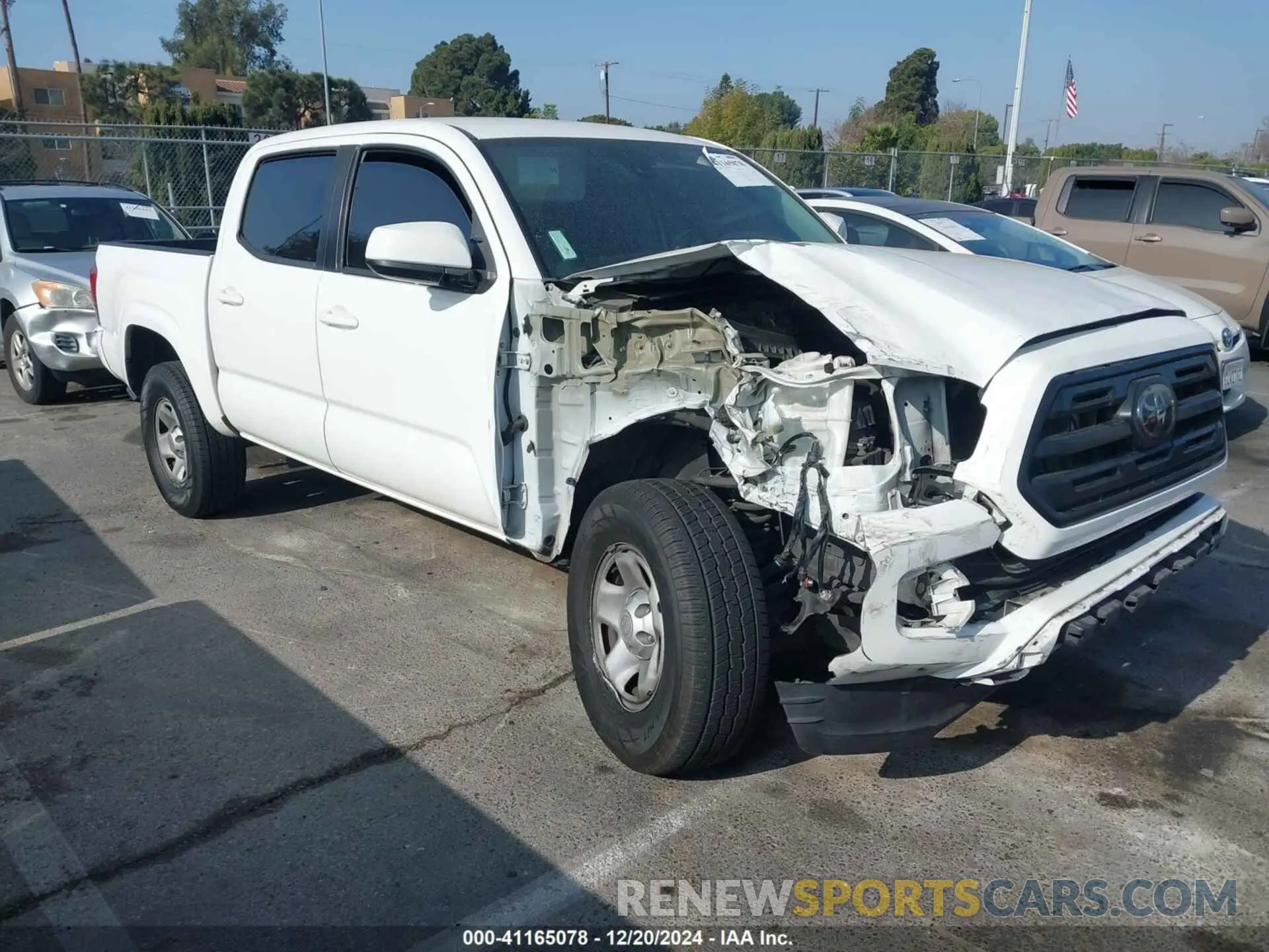 1 fotografías del automóvil dañado 5TFAX5GN6KX157413 TOYOTA TACOMA 2019
