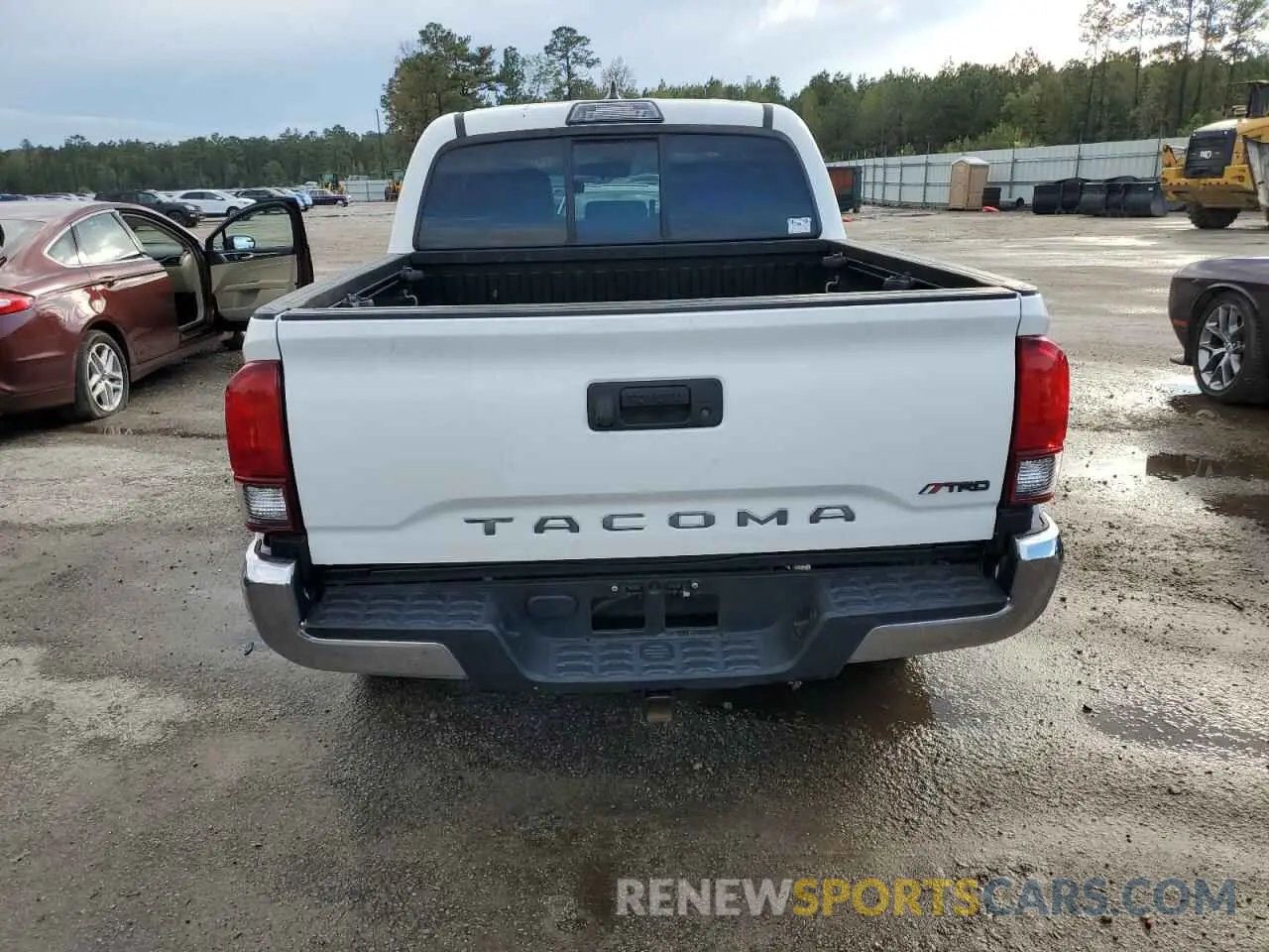 6 fotografías del automóvil dañado 5TFAX5GN7KX134996 TOYOTA TACOMA 2019