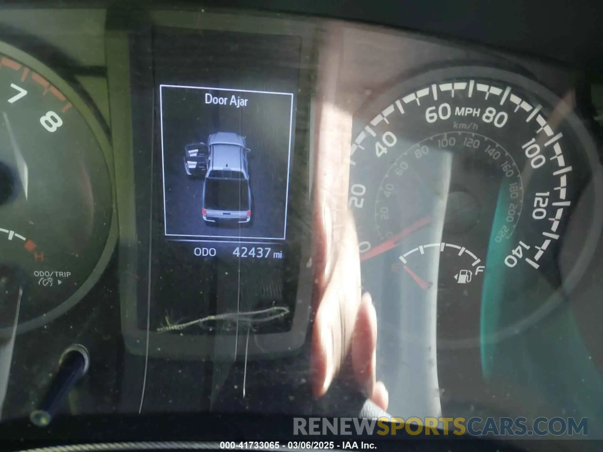 15 fotografías del automóvil dañado 5TFAX5GN7KX149207 TOYOTA TACOMA 2019
