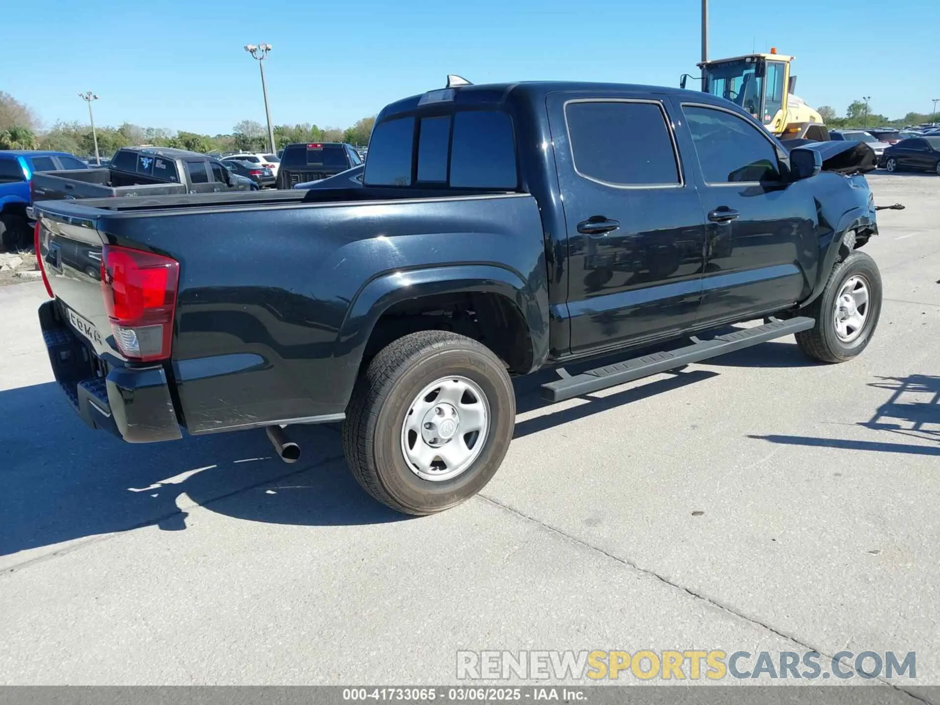 4 fotografías del automóvil dañado 5TFAX5GN7KX149207 TOYOTA TACOMA 2019