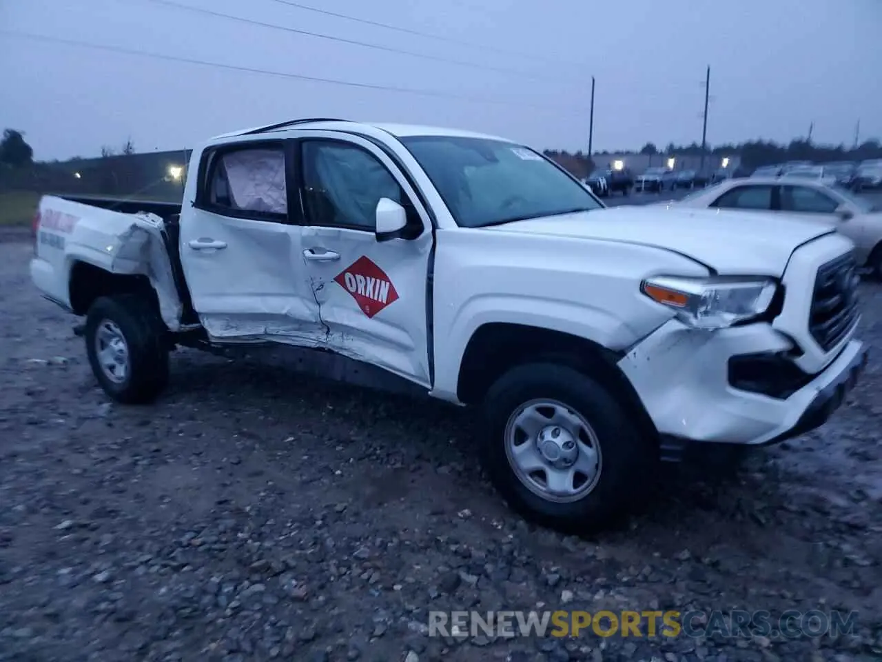 4 fotografías del automóvil dañado 5TFAX5GN7KX155945 TOYOTA TACOMA 2019