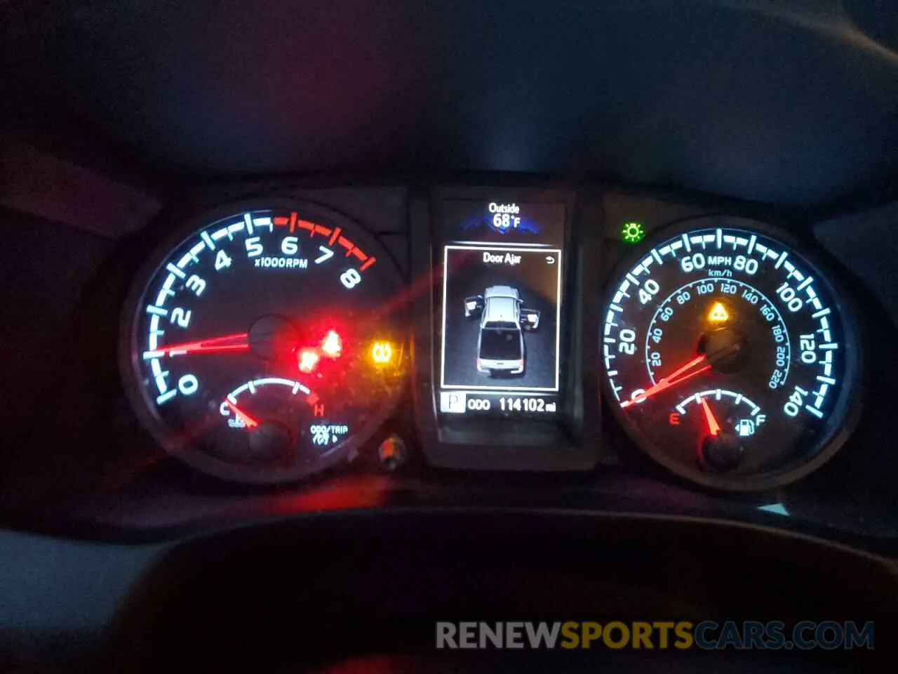 9 fotografías del automóvil dañado 5TFAX5GN7KX155945 TOYOTA TACOMA 2019