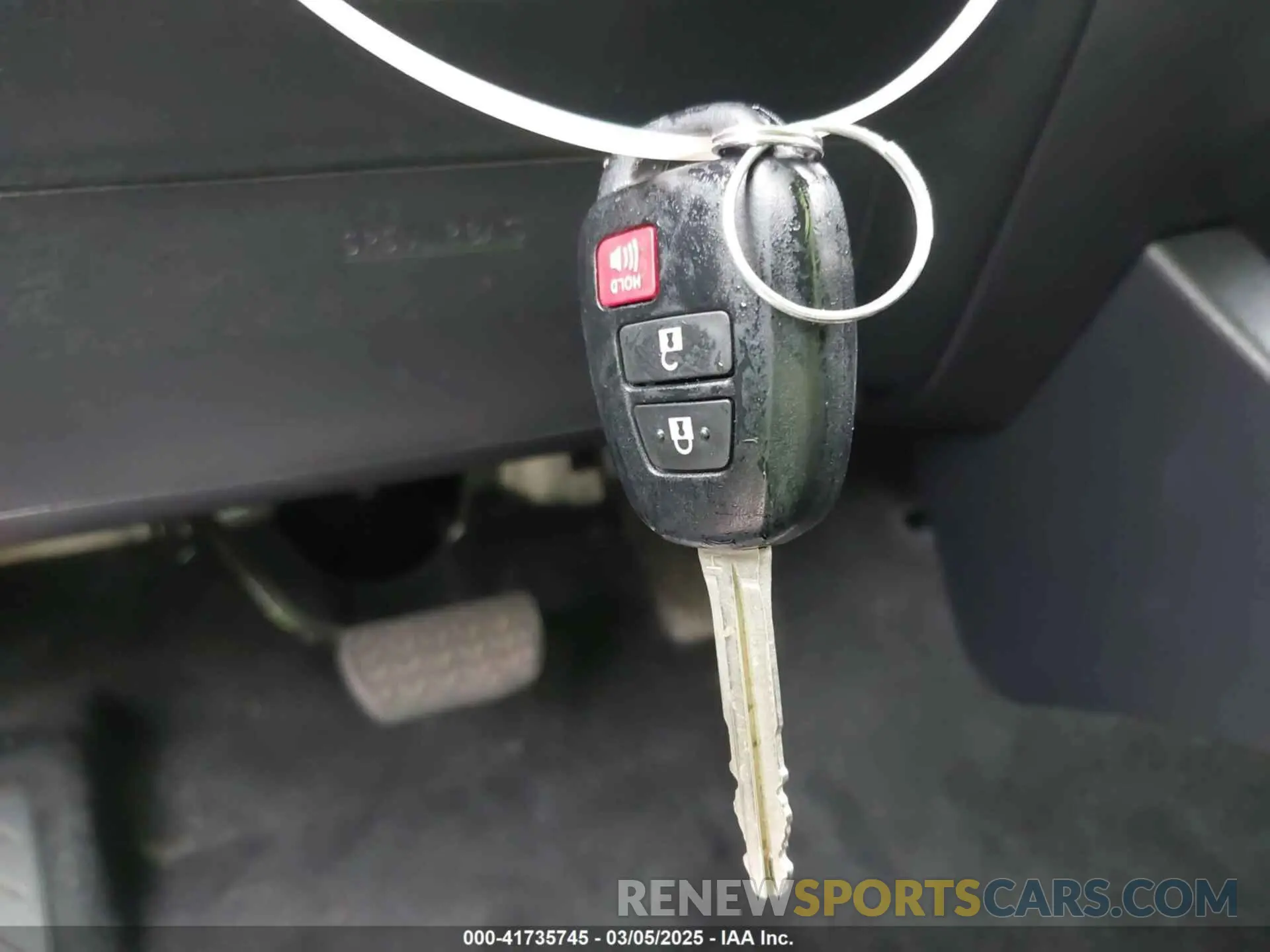 11 fotografías del automóvil dañado 5TFAX5GN8KX162919 TOYOTA TACOMA 2019