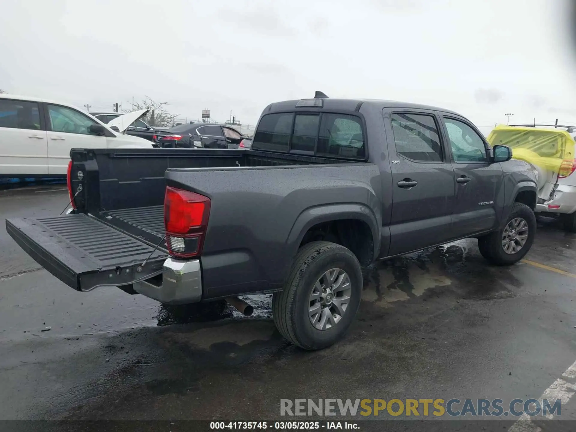 4 fotografías del automóvil dañado 5TFAX5GN8KX162919 TOYOTA TACOMA 2019