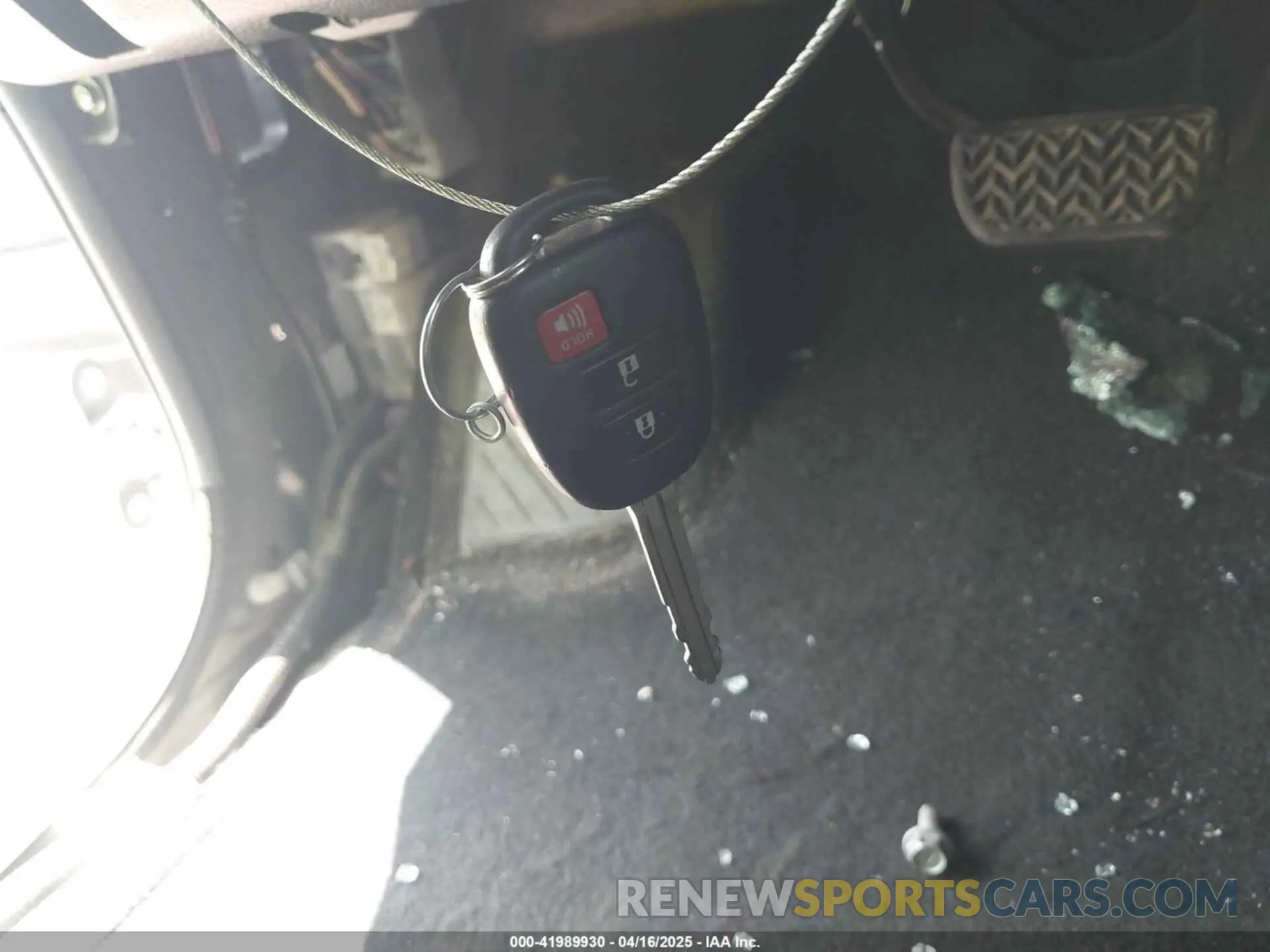 11 fotografías del automóvil dañado 5TFAX5GN9KX139813 TOYOTA TACOMA 2019